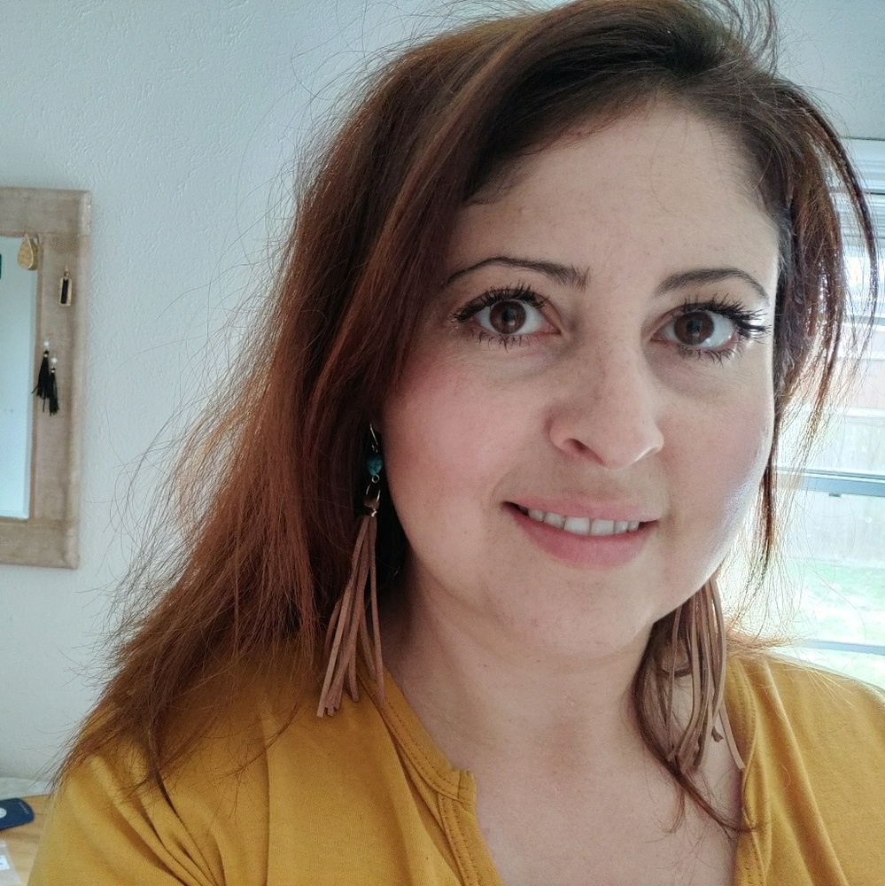 Meet your Posher, Noemi
